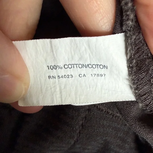 Ladies GAP Charcoal Bermuda Shorts - Picture 5 of 9